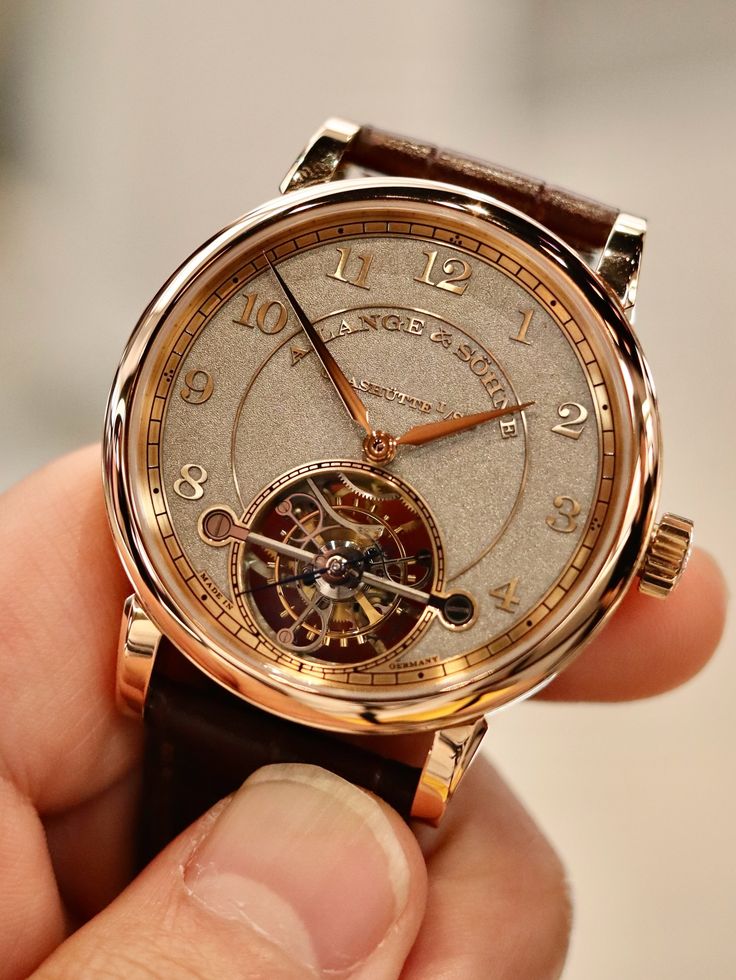 Watches & Jewellery